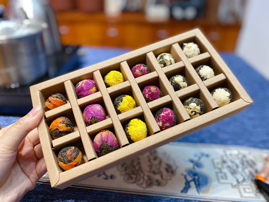 Flowering Pu'er Tea Gift Box — 18 Balls
