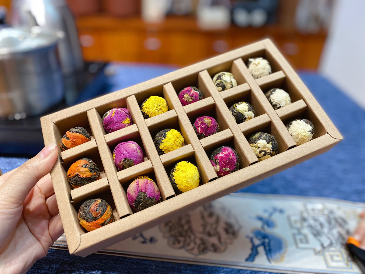 Flowering Pu'er Tea Gift Box — 18 Balls