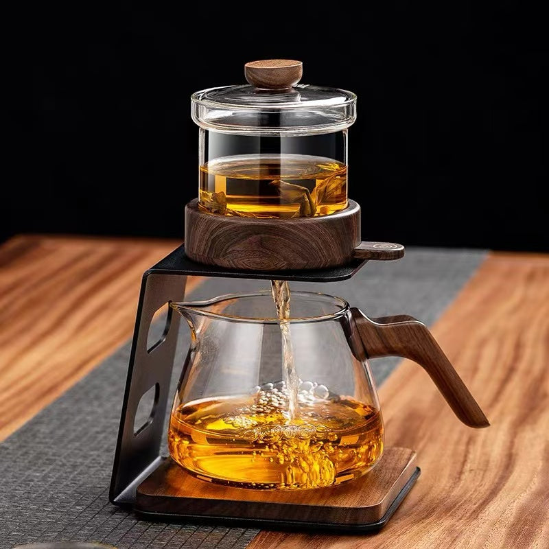 One-Touch Magnetic Tea Maker